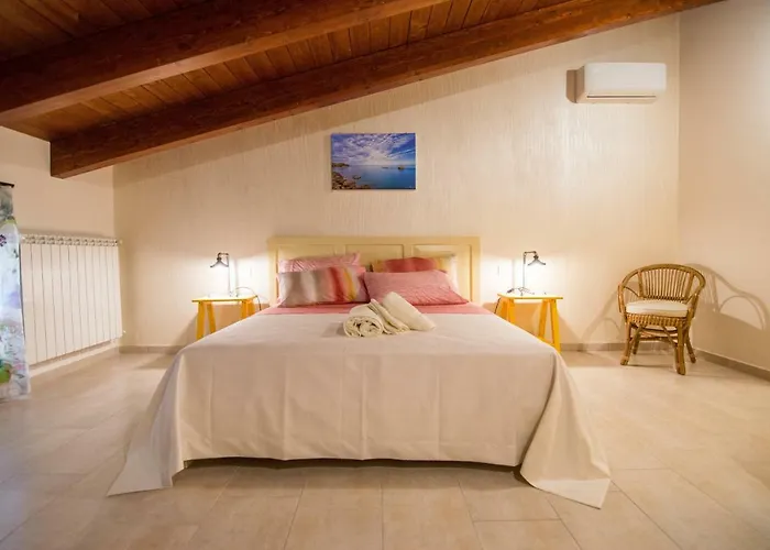 Couette-café Le Mansardine