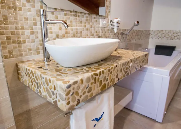 Couette-café Le Mansardine