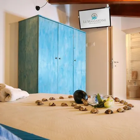 Le Mansardine Nocleg ze śniadaniem 3*