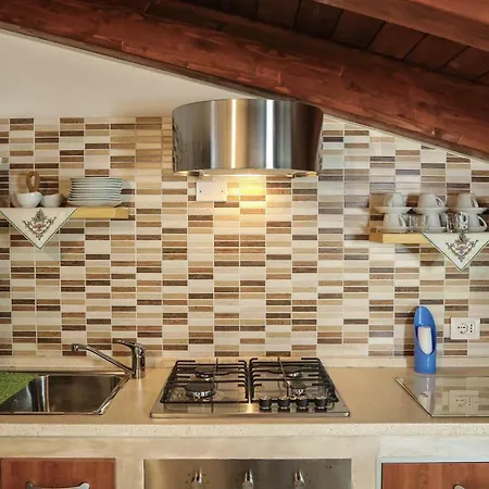 Nocleg ze śniadaniem Le Mansardine 3*