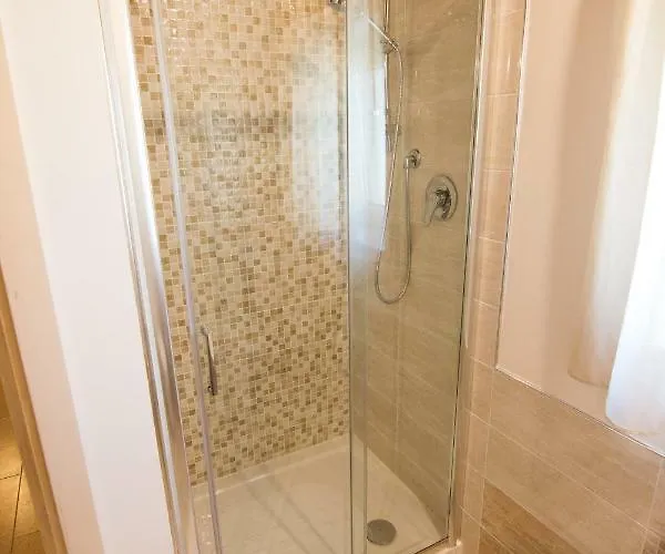 Le Mansardine Bed & Breakfast 3*